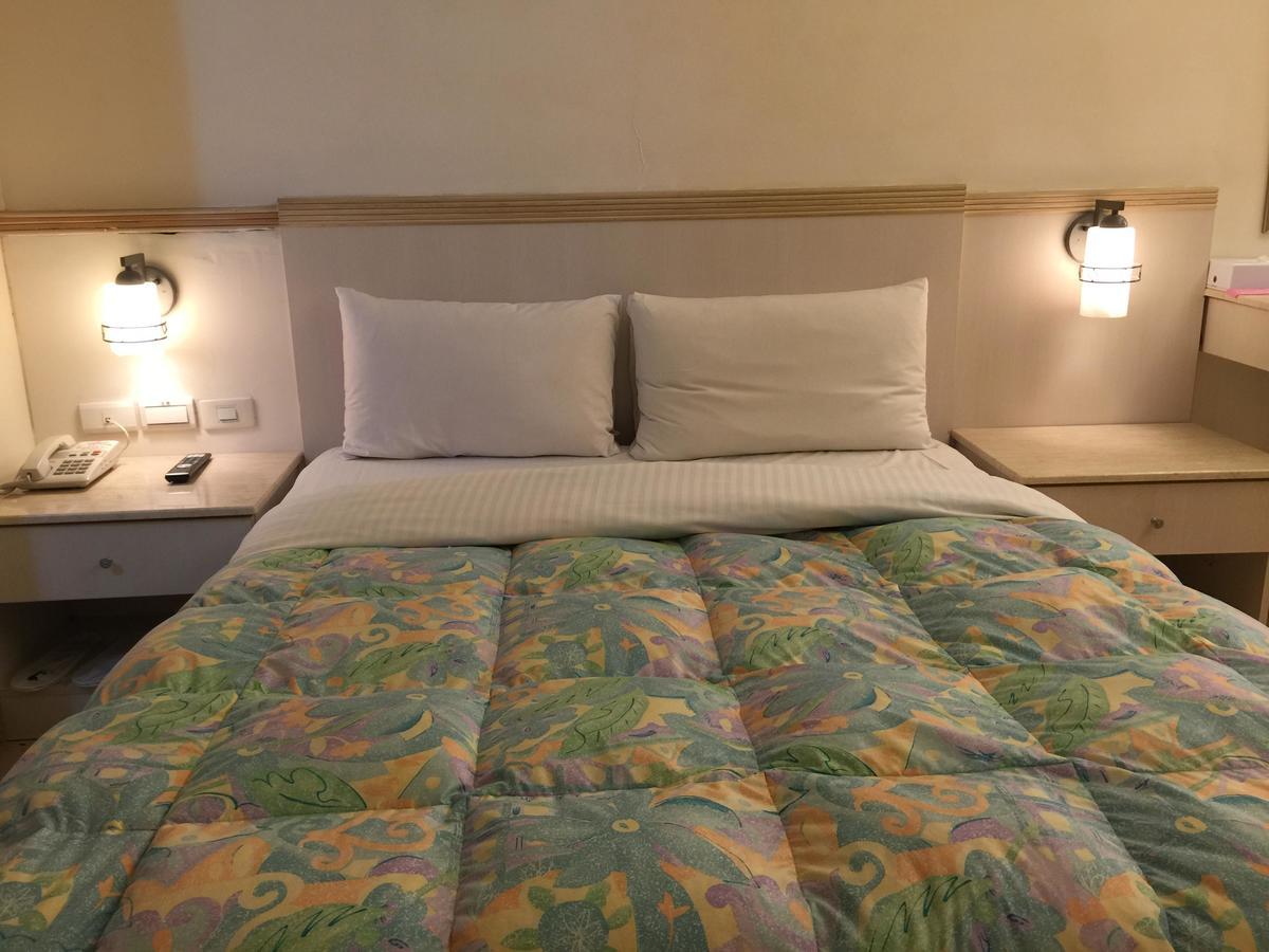 Goshen Hotel Kaohsiung Exteriör bild